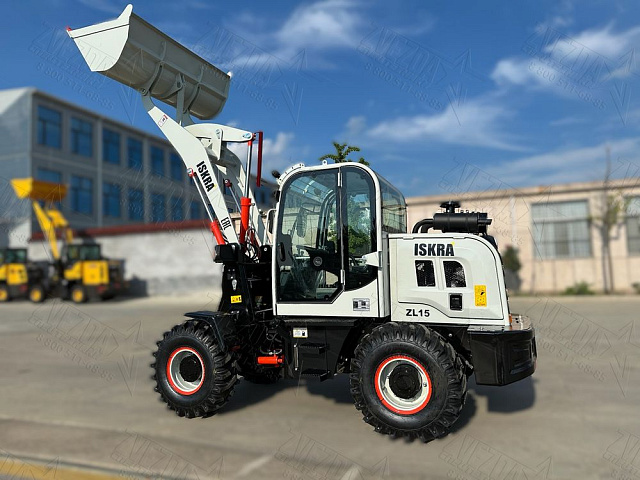 Фронтальный погрузчик ISKRA ZL15