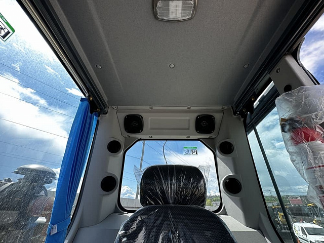 Колесный экскаватор HENGTE HT160W