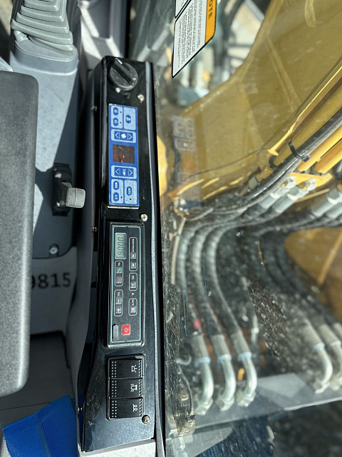 Колесный экскаватор HENGTE HT160W