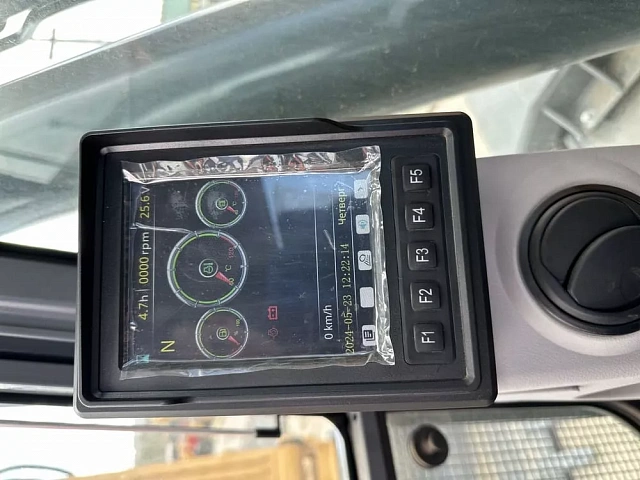 Экскаватор HENGTE HT190W