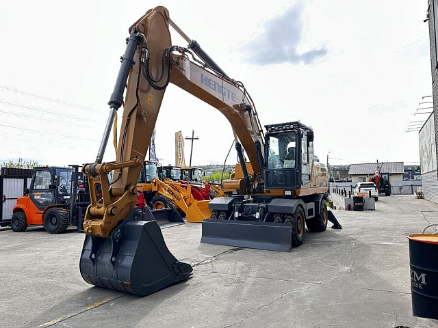 Экскаватор HENGTE HT190W