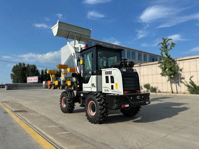 Фронтальный погрузчик ISKRA ZL15G
