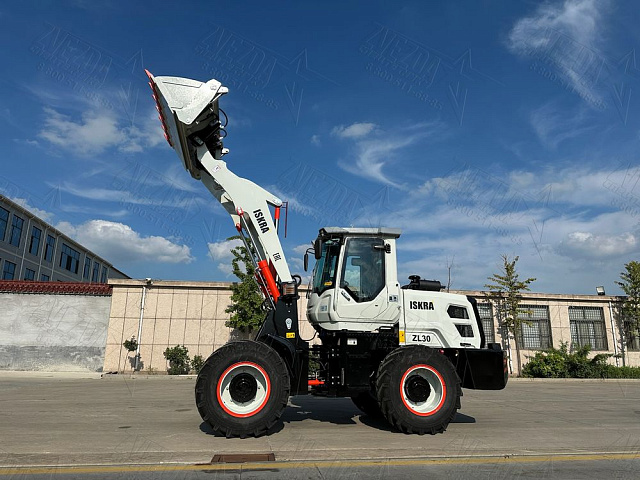 Фронтальный погрузчик ISKRA ZL30(NEW)
