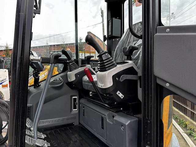 Экскаватор Hengte HT35G
