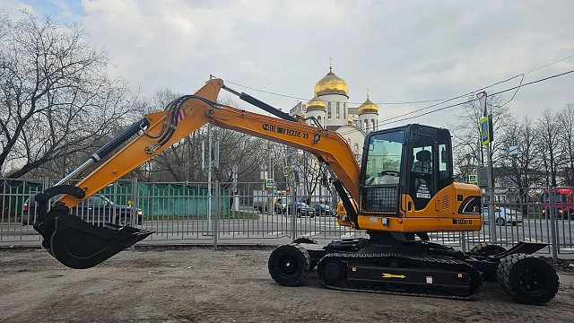 Экскаватор колесно-гусеничный HZM X9