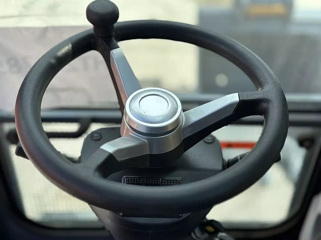 Экскаватор HENGTE HT190W