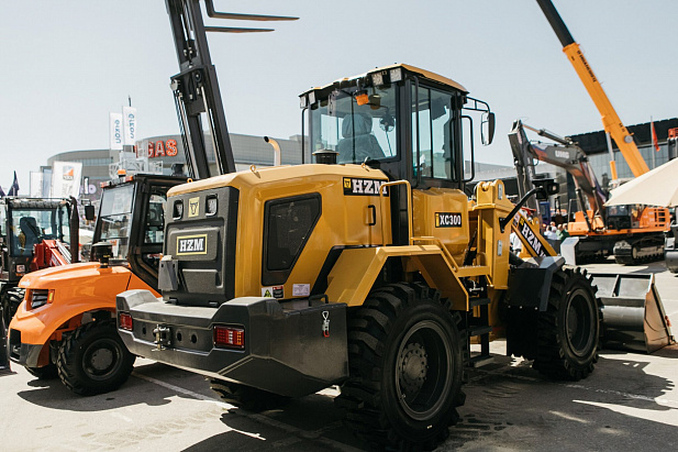Погрузчик фронтальный HZM XC 300NEW