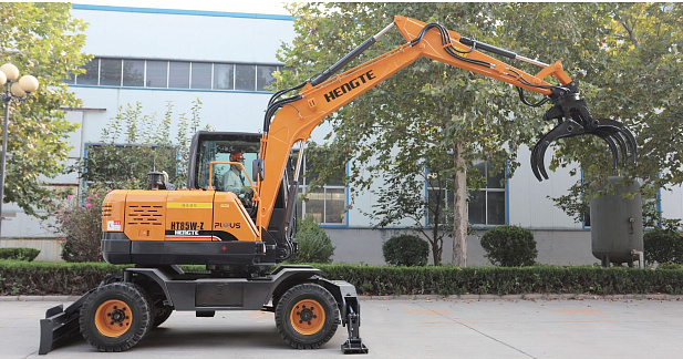 Экскаватор HENGTE HT85W