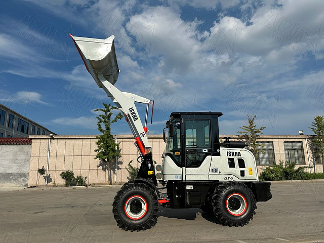 Фронтальный погрузчик ISKRA ZL15G