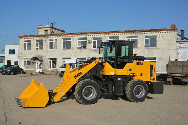 Фронтальный погрузчик ISKRA ZL28