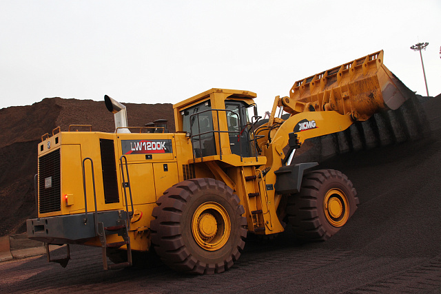 Фронтальный погрузчик LW1200KN