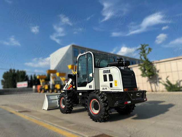 Фронтальный погрузчик ISKRA ZL15