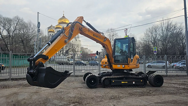 Экскаватор колесно-гусеничный HZM X9