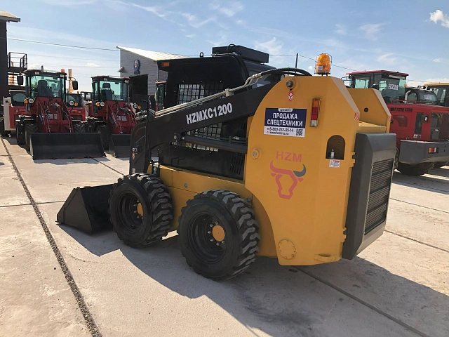 Мини-погрузчик HZM XC1200